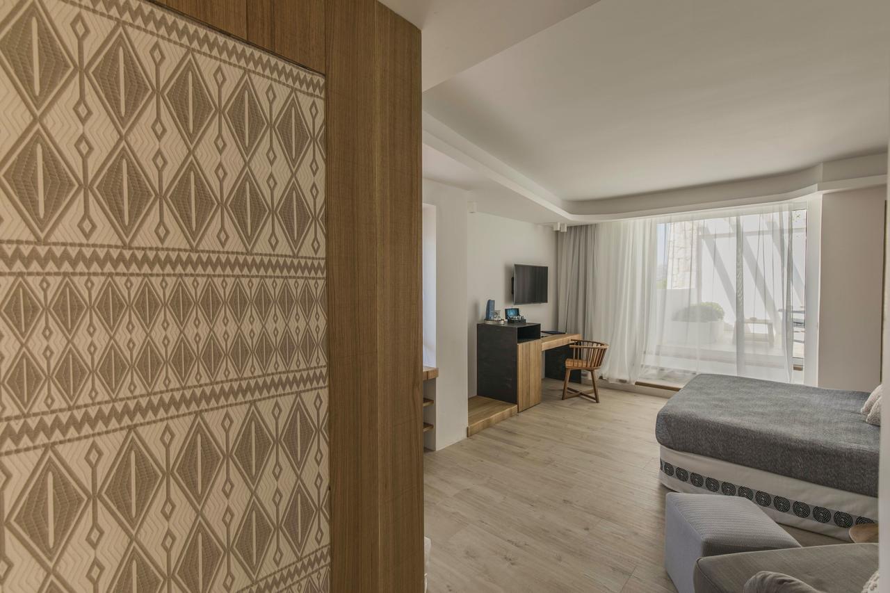 Hotel Grand Relais Dei Nuraghi (Adults Only) Байя Сардиния Экстерьер фото